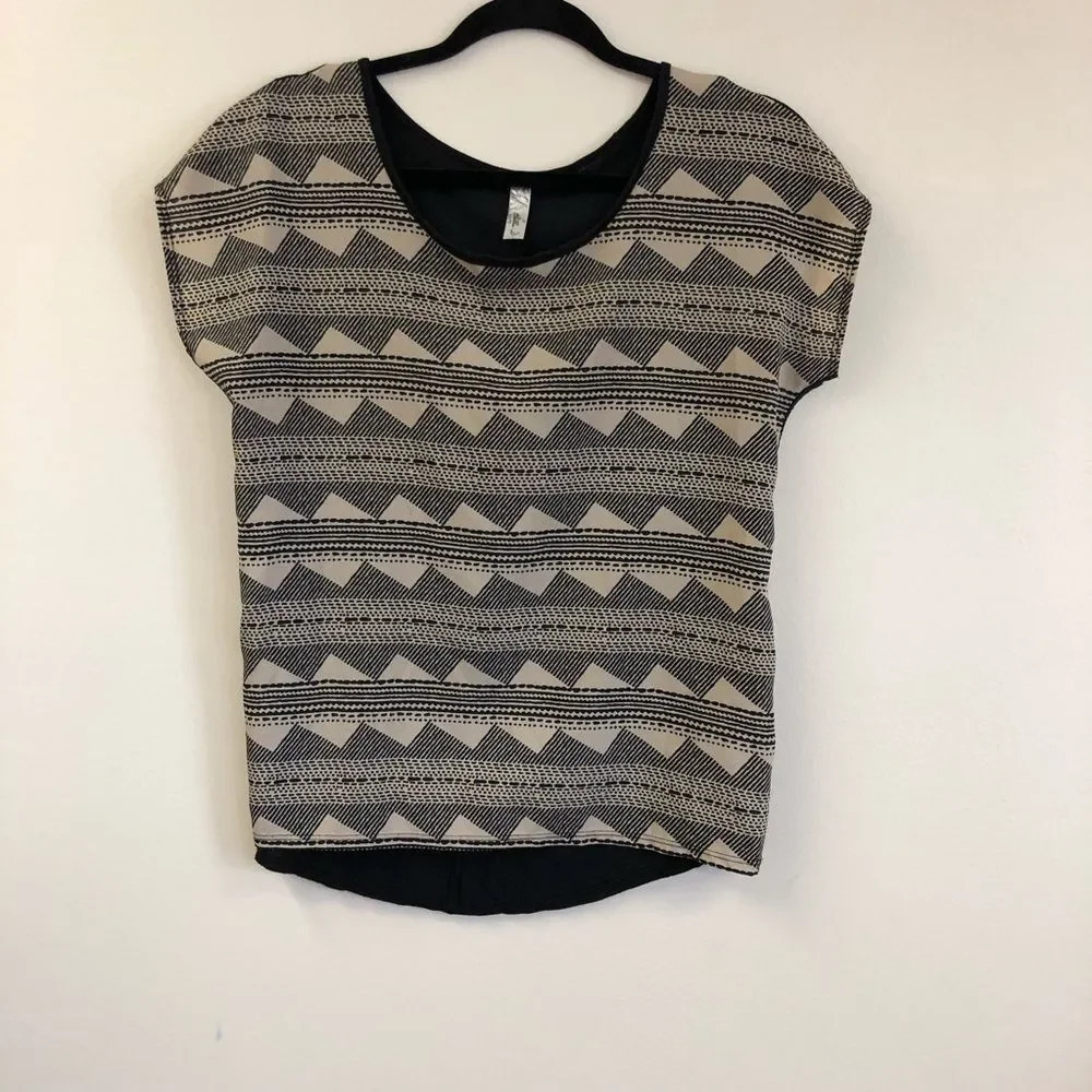 Bella D Top Medium